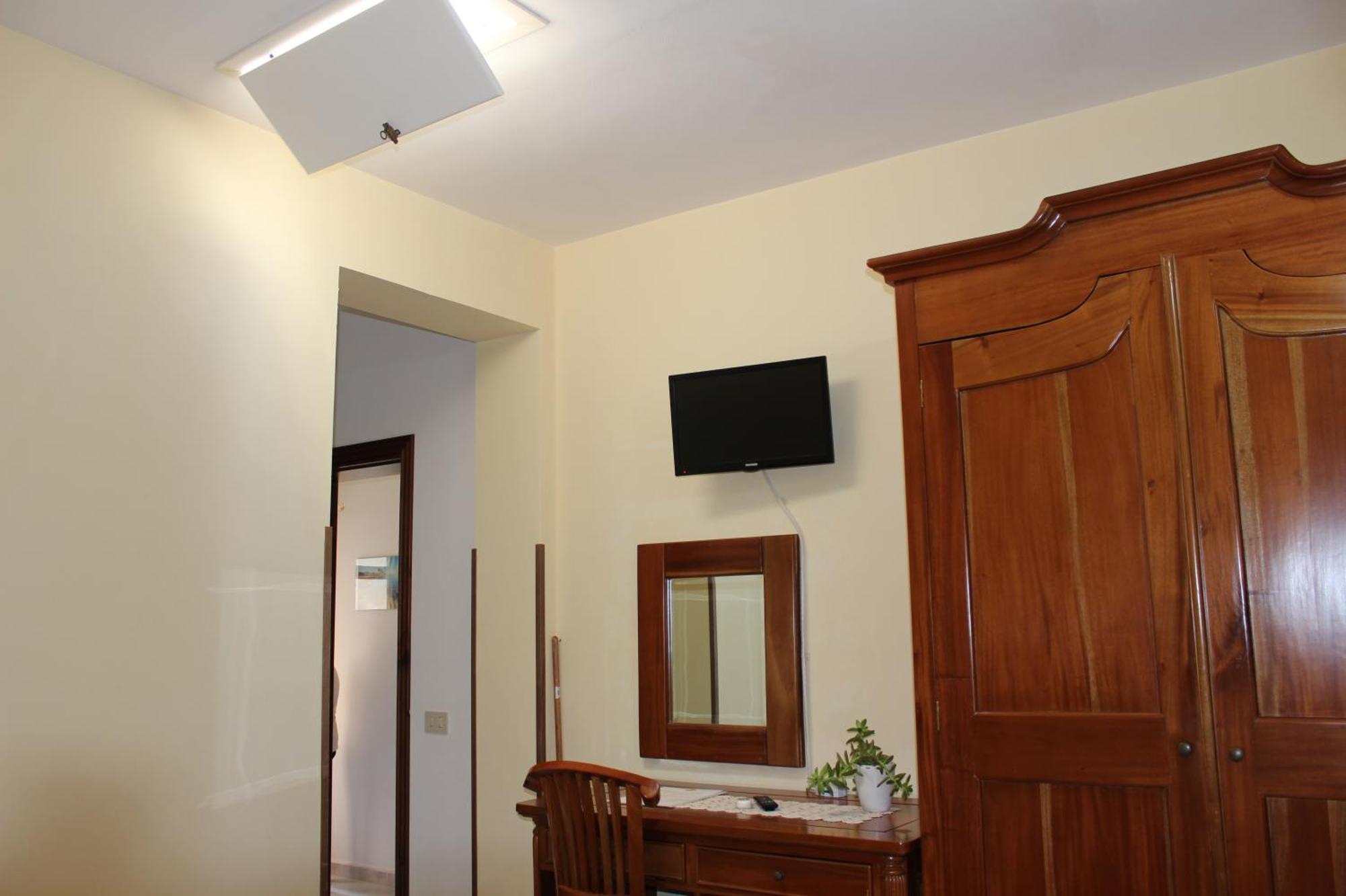 Raggio Di Sole Bed & Breakfast Macari Exteriör bild