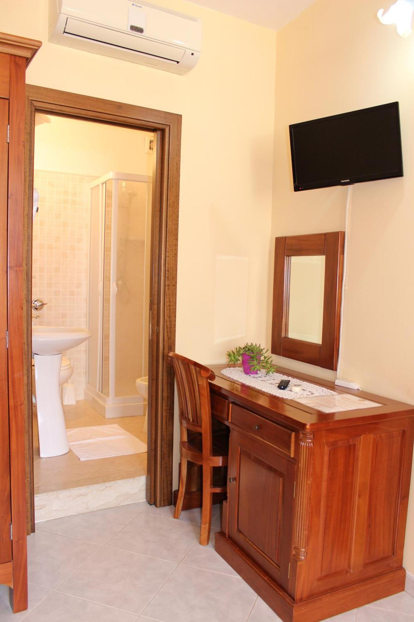 Raggio Di Sole Bed & Breakfast Macari Exteriör bild