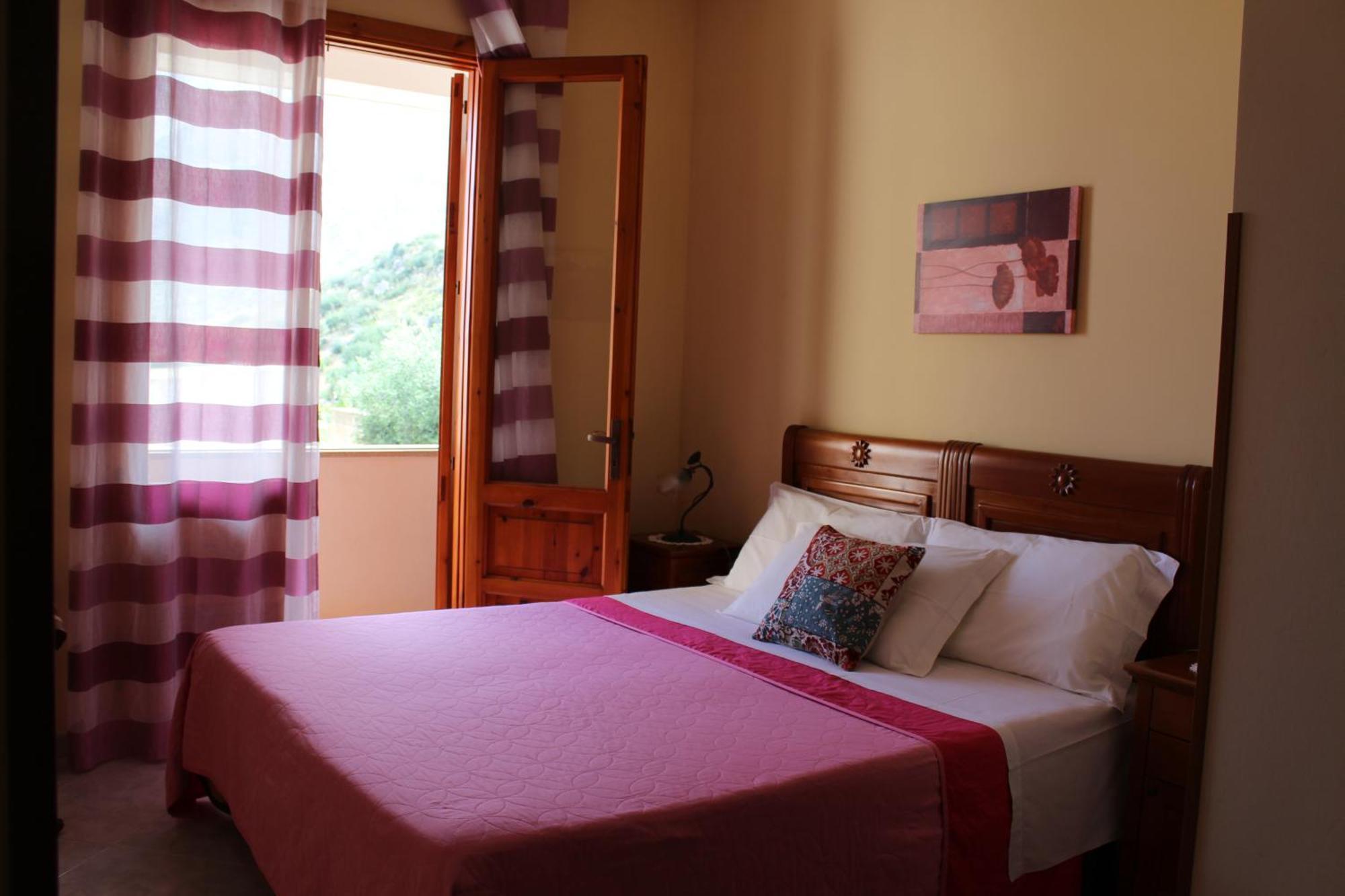 Raggio Di Sole Bed & Breakfast Macari Exteriör bild